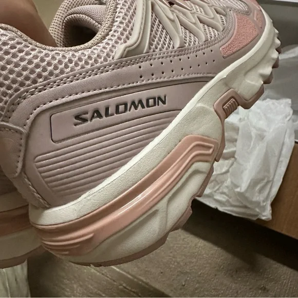 Salomon Women's Sneakers in Light Pink and Cream - Picture 8 of 12